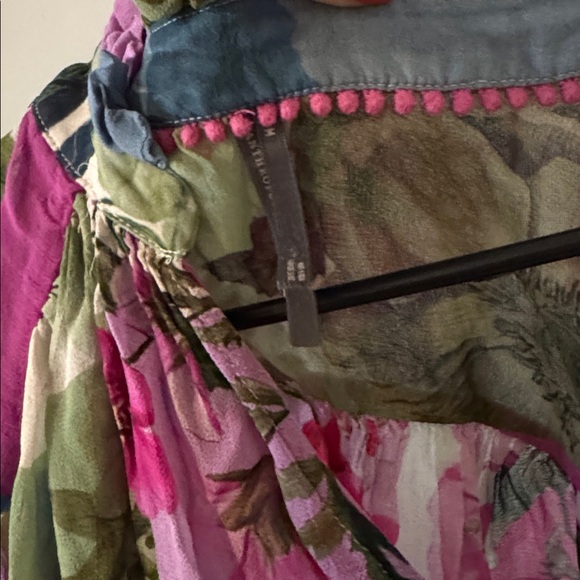 Anthropologie printed blouse - Picture 4 of 4